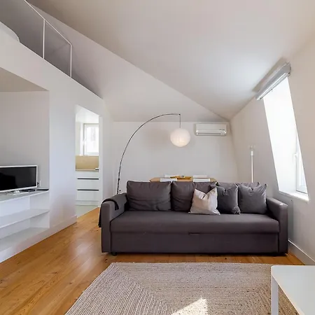 Loft Bica Com Vista O Rio Appartamento Lisbona