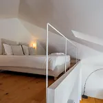 Loft Bica Com Vista O Rio * Lisbon