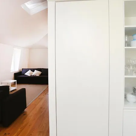 Loft Bica Com Vista O Rio דירה ליסבון